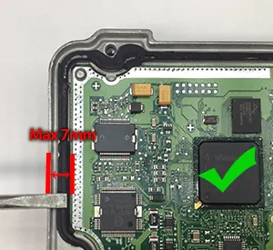 correct screw driver